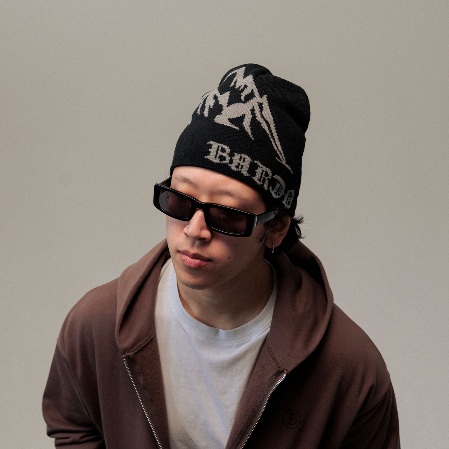 ASCEND BEANIE - BLACK